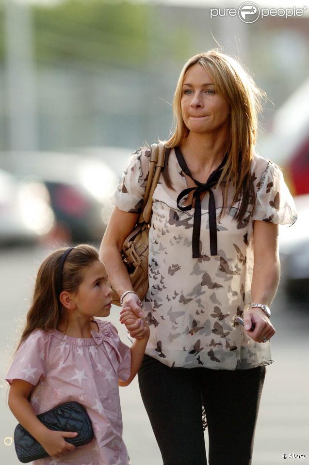 Louise Bonsall et sa fille arrivent au match amical Manchester Uited / FC Valence (UK, 5 août)