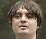 Pete Doherty au tribunal de Cheltenham (Angleterre)