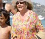 Chantal Goya en famille à Saint-Tropez avec son petit-fils Alexandre 