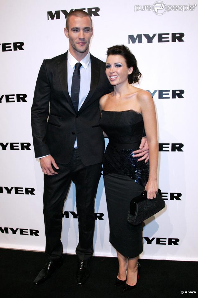 Kris Smith et Dannii Minogue lors du lancement de la collection printemps-été de Myer à Sydney en Australie le 19 août 2009