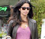 Camila Alves en solo à Malibu, elle a le look qui tue même enceinte !