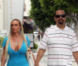 Ice-T et son épouse Coco font du shopping à L.A. 21/08/09