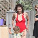 Helena Bonham Carter : la très originale comédienne britannique en maillot à la plage, a vraiment... zéro complexe ! Merci !