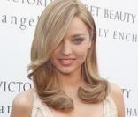 Miranda Kerr pour le lancement du nouveau parfum de Victoria's Secret