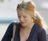 Blake Lively à Boston avec un look commun, pour une fois !