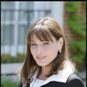 Carla Bruni-Sarkozy : deux jeunes filles implorent l'aide de la première dame de France !