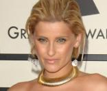 Nelly Furtado à la cérémonie des Grammy Awards