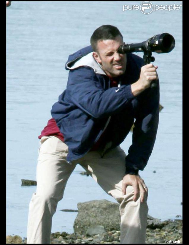 Ben Affleck prépare son cadre, sur le tournage de  The Town , à Boston, en septembre 2009 !