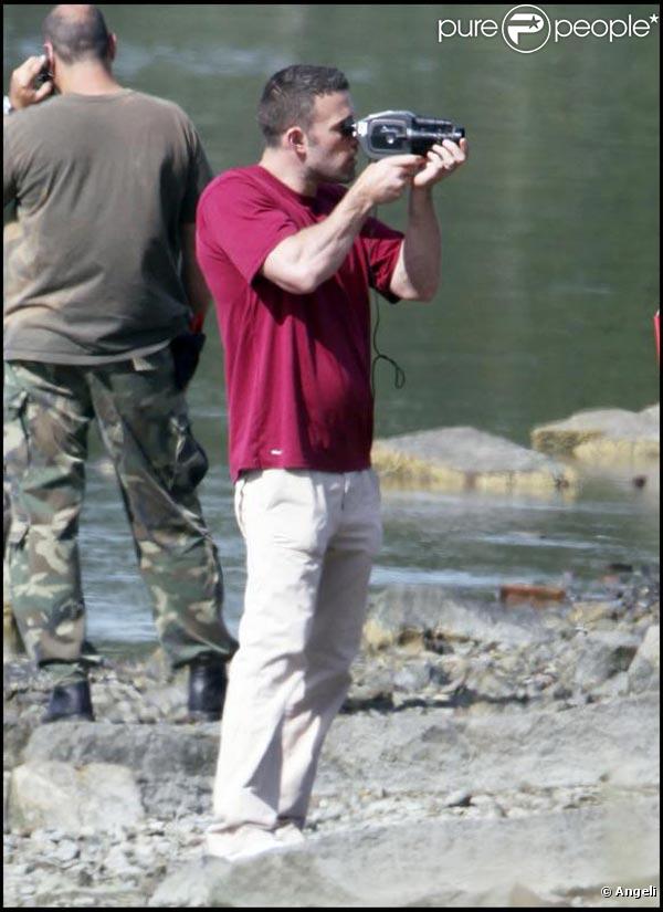 275798-ben-affleck-est-un-voyeur-non-il-637x0-3.jpg