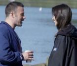 Ben Affleck et la très belle Rebecca Hall s'entendent comme deux larrons en foire sur le tournage de  The Town , à Boston, en septembre 2009 !