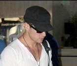 Ryan Philippe arrive à l'aéroport de Los Angeles le 7 septembre 2009