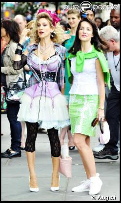 Sarah Jessica Parker et Kristin Davis sur le tournage de Sex and The City 2 et c'est ambiance eighties !