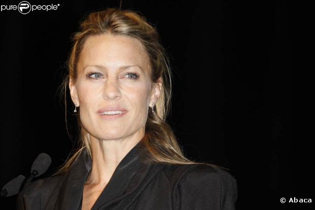 Robin Wright, à l'occasion de l'avant-première de son dernier film -  Les vies privées de Pippa Lee  -, et de l'hommage qui lui a été rendu, lors du 35e Festival de Deauville, le 10 septembre 2009 !