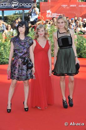 Linh-Dan Pham, Sarah Polley et Diane Kruger, sur le tapis rouge de l'avant-première de  Mr. Nobody , à l'occasion de la 66e Mostra de Venise, le 11 septembre 2009 !