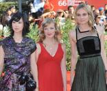 Linh-Dan Pham, Sarah Polley et Diane Kruger, sur le tapis rouge de l'avant-première de  Mr. Nobody , à l'occasion de la 66e Mostra de Venise, le 11 septembre 2009 !