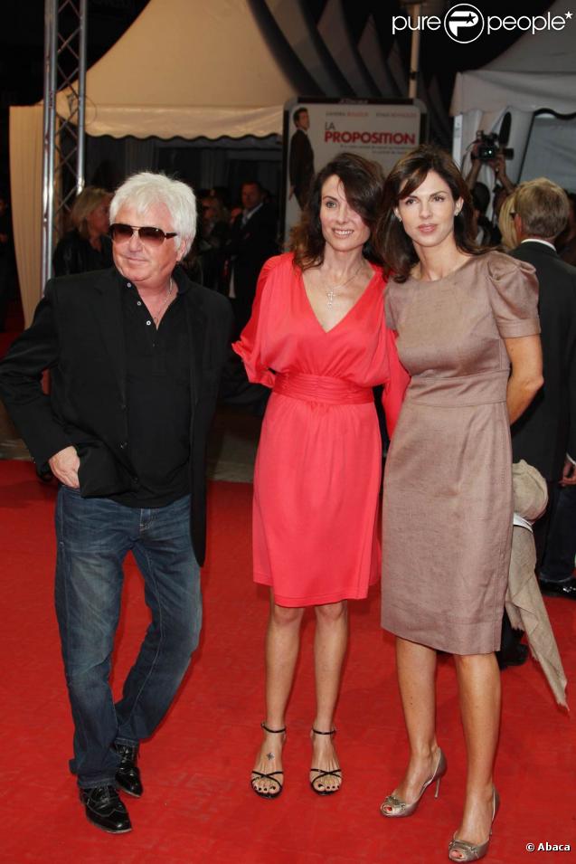 Festival de Deauville, le 12 septembre 2009, pour la projection du film  The Proposal  : Marc Cerrone et sa femme, avec Caroline Barclay 