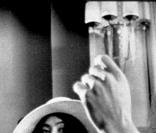 Yoko Ono tient au nom de son mari !