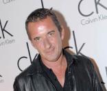Christophe Dechavanne quittera-t-il ses proches pour rejoindre l'Afrique du Sud pour le tournage de  La Ferme Célébrités 3  début 2010 ?