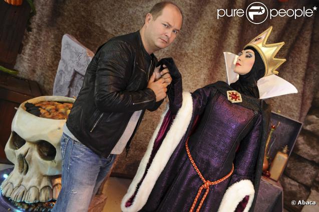 Cauet tombera-t-il sous le charme de la belle-mère de Blanche-Neige ? 