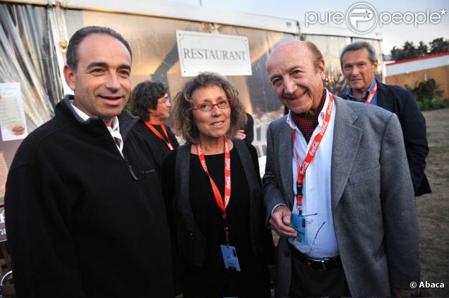 Jean-François Copé, ici avec son père Roland et Mireille Dumas, s'est produit lors des Muzik'elles, dans sa ville de Meaux