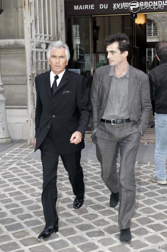 Raphaël Enthoven ex de Carla Bruni et père de leur fils Aurélien avec son père
