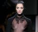 Le défilé de la collection printemps/été 2010 prêt-à-porter de la maison Yves Saint Laurent, dessinée par Stefano Pilati, au Palais de Tokyo, le 5 octobre 2009 !