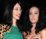 Mareva Galanter et Katy Perry au défilé Castelbajac