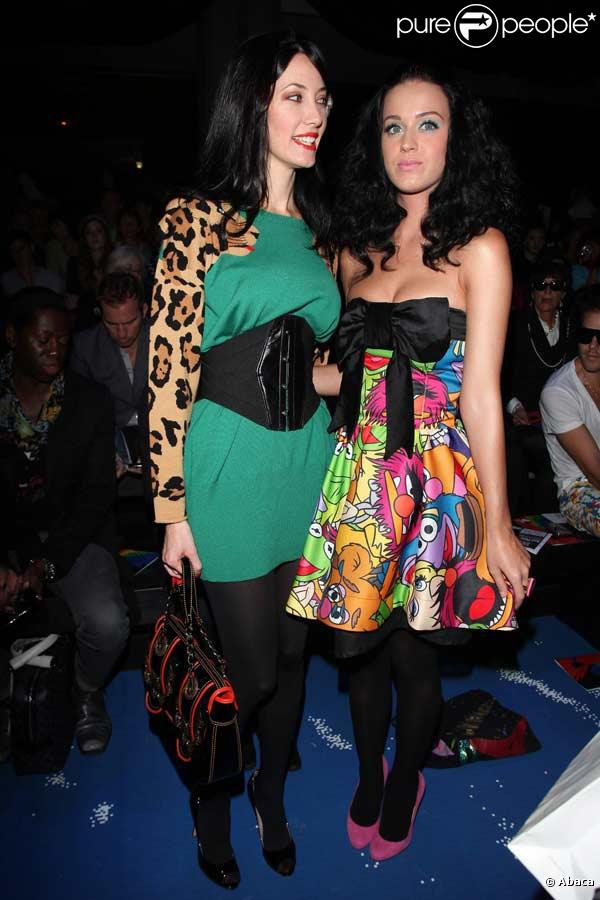 Mareva Galanter et Katy Perry au défilé Castelbajac
