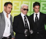 Karl Lagerfeld entouré de Sébastien et Baptiste, à l'occasion de la soirée Fendi 'O' Party, qui s'est tenue au VIP Room Theatre lors de la Fashion Week parisienne, le 6 octobre 2009 !