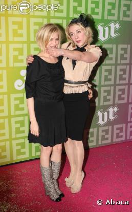 Marie-Josée Croze et Julie Depardieu, à l'occasion de la soirée Fendi 'O' Party, qui s'est tenue au VIP Room Theatre lors de la Fashion Week parisienne, le 6 octobre 2009 !