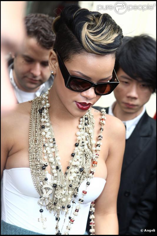 Rihanna à son arrivée au défilé Chanel