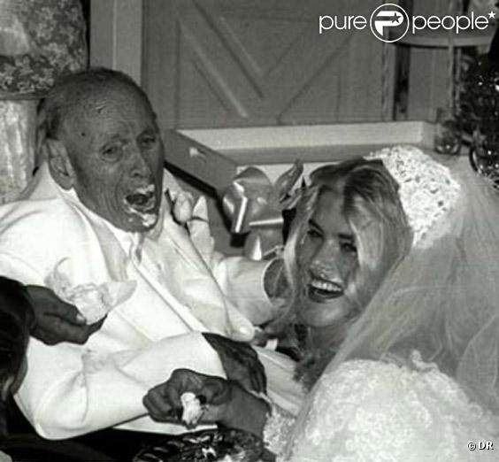 Anna Nicole Smith et J Howard Marshall II lz jour de leur mariage 