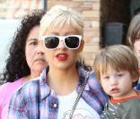 Christina Aguilera et son petit Max Liron 