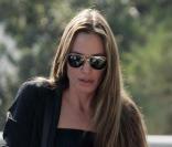 Angelina Jolie et ses enfants Zahara et Shiloh, tellement jolies, au Toys'r'us de Toulon en France
