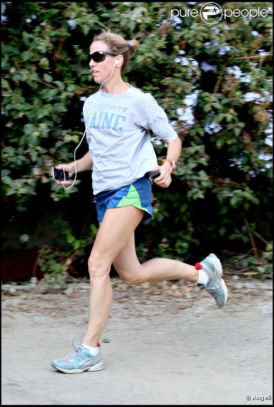 Sheryl Crow faisant son footing à Los Angeles