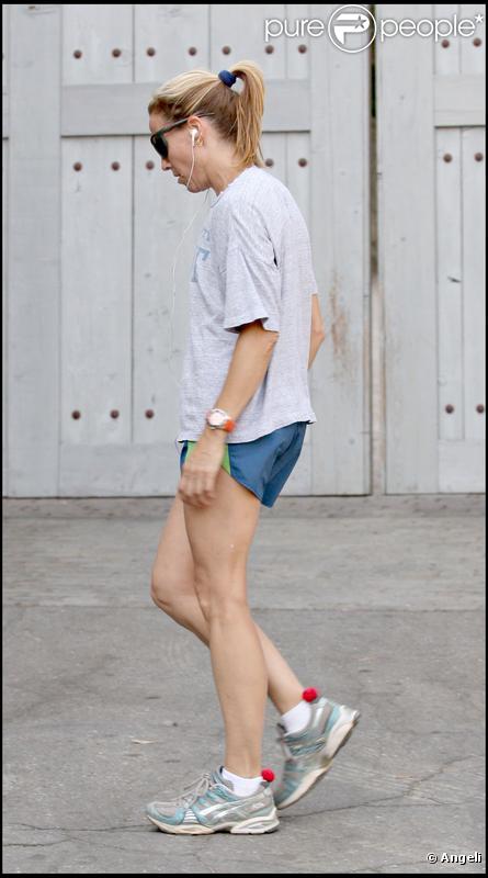 Sheryl Crow faisant son footing à Los Angeles