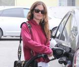 Rachel Bilson a emmené son chéri Hayden Christensen à l'aéroport de Los Angeles, le 12 octobre 2009. Trop mignon !