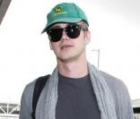Rachel Bilson a emmené son chéri Hayden Christensen à l'aéroport de Los Angeles, le 12 octobre 2009. Trop mignon !