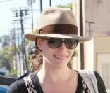 Liv Tyler se balade à Hollywood.