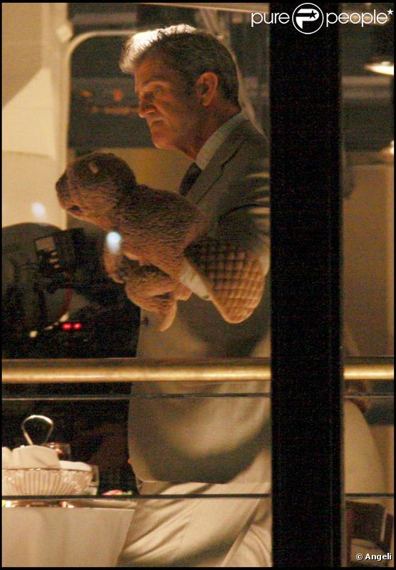 Mel Gibson sur le tournage à New York de The Beaver de Jodie Foster le 8 octobre 2009