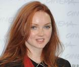 La craquante Lily Cole, à l'occasion du photocall de  L'imaginarium du Docteur Parnassus , dans le cadre du 4e Festival international du Film de Rome, le 18 octobre 2009 !