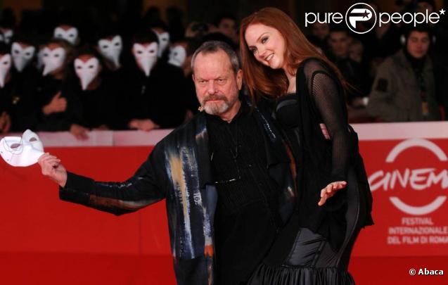 La jolie Lily Cole et son réalisateur Terry Gilliam, à l'occasion de l'avant-première de  L'imaginarium du Docteur Parnassus , dans le cadre du 4e Festival international du Film de Rome, le 18 octobre 2009 !
