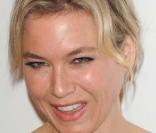 Renée Zellweger dément les rumeurs sur un trosième épisode de Bridget Jones à la soirée  Elle , le 19/10/09, à Los Angeles !