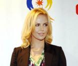 Charlize Theron lors de la soirée OneXOne Fondation à San Francisco le 22 octobre 2009