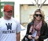 AnnaLynne McCord va déjeuner avec un mystérieux inconnu à Los Angeles le 22 octobre 2009