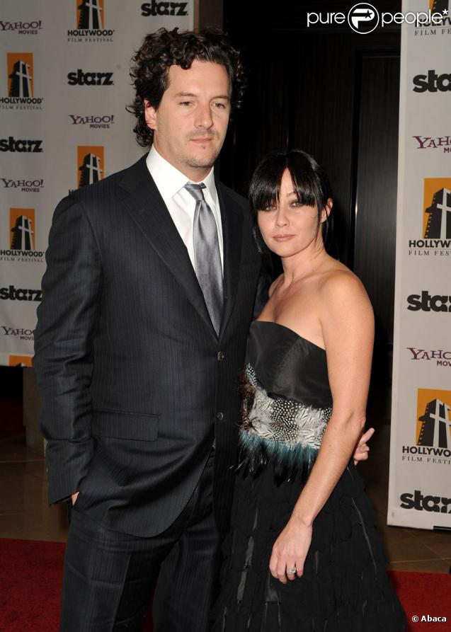 Shannen Doherty et son compagnon Kurt lors de la 13e soirée annuelle des Hollywood Awards à Los Angeles le 26 octobre 2009