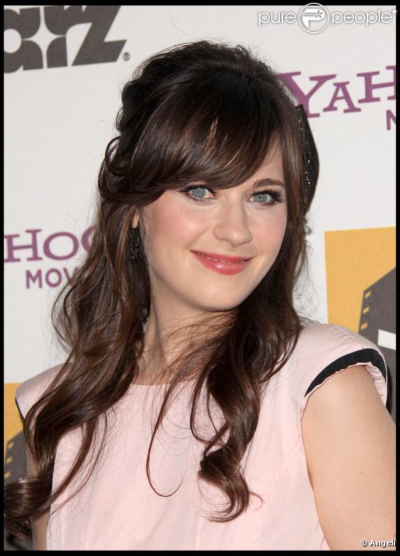 Zooey Deschanel lors de la 13e soirée annuelle des Hollywood Awards à Los Angeles le 26 octobre 2009