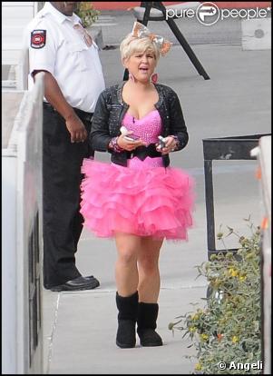 Kelly Osbourne sur le plateau de l'émission Dancing With The Stars le 27/10/09 à Los Angeles