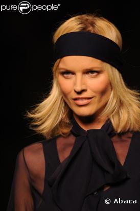 L'hiver sera sombre ou toujours et encore Nude pour Eva Herzigova.