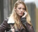 Blake Lively à la recherche du cadeau d'anniversaire de son amoureux Penn Badgley à New York le 28 otobre
